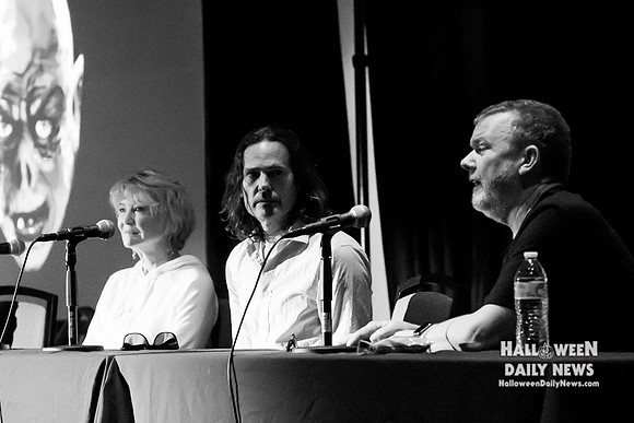 Dee Wallace, Henry Thomas, Robert MacNaughton (photo by Halloween Daily News)