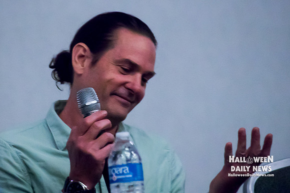 Henry Thomas (photo by Halloween Daily News)