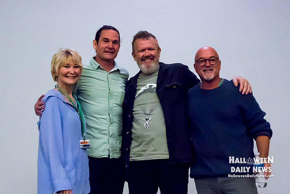 Dee Wallace, Henry Thomas, Robert MacNaughton, K.C. Martel (photo by Halloween Daily News)