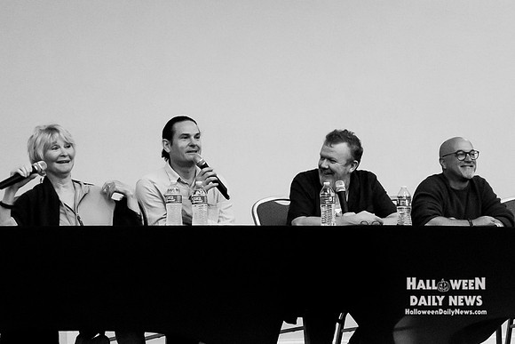Dee Wallace, Henry Thomas, Robert MacNaughton, K.C. Martel (photo by Halloween Daily News)