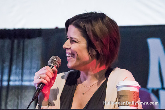 Neve Campbell